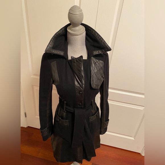 Bebe Fitted Black Jacket w Buttons & Belt- Good condition small mark shown - Picture 3 of 14